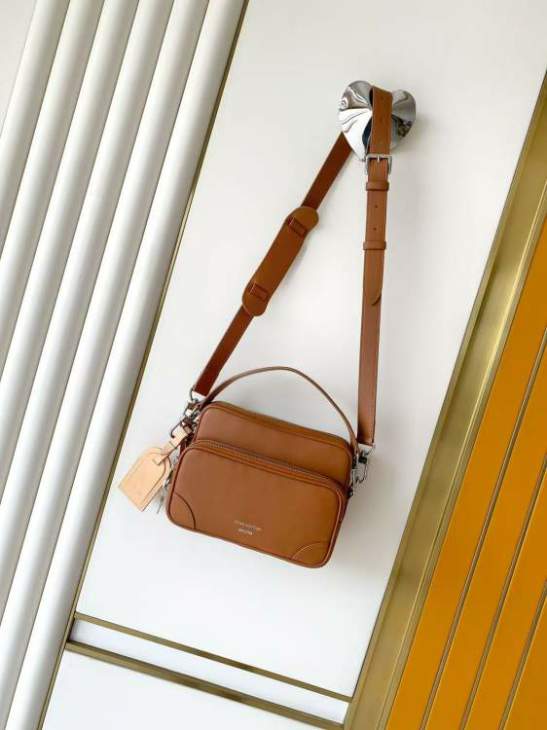 Picture of Louis Vuitton Handbags _SKUfw240127762fw